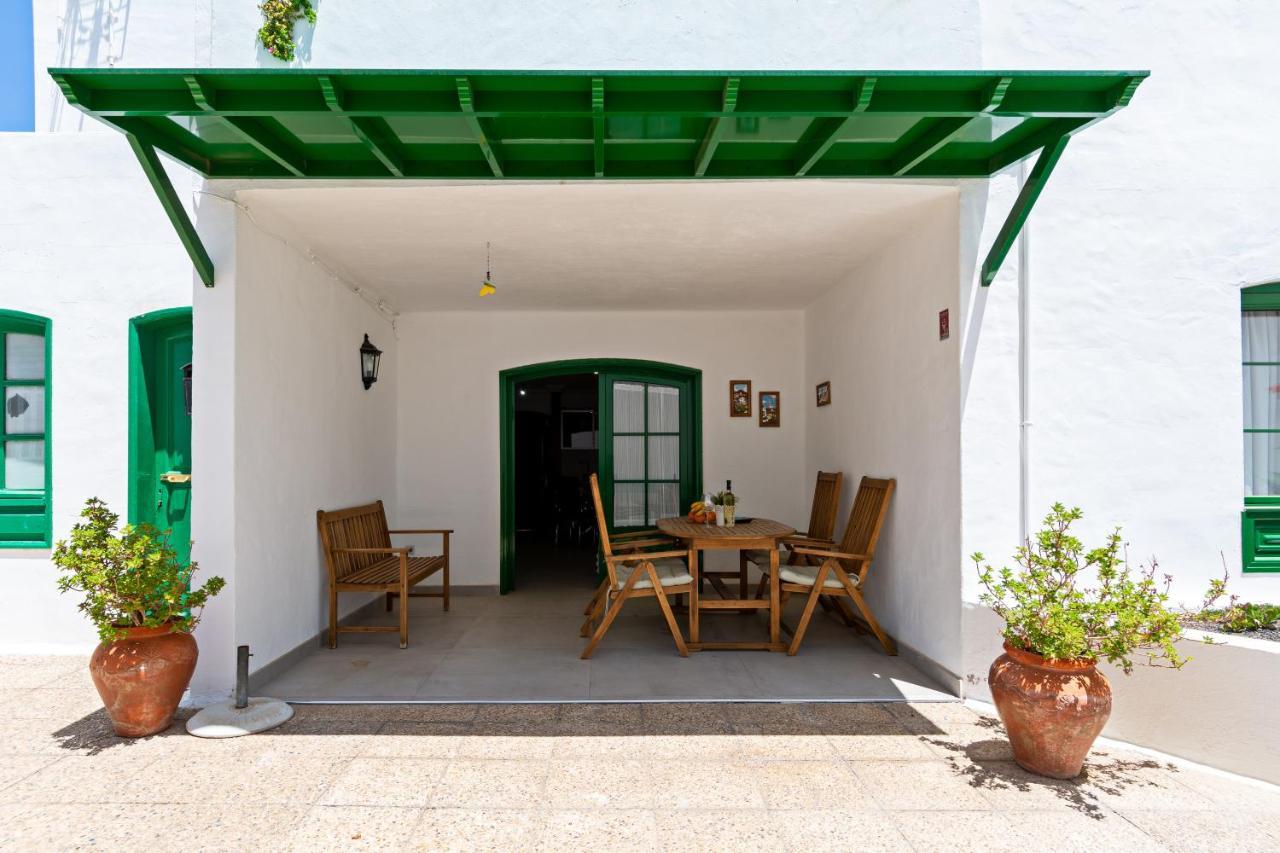 Apartment Oceanic Breeze Share Pool By Pvl Puerto del Carmen  Kültér fotó