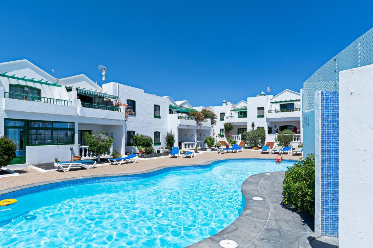 Apartment Oceanic Breeze Share Pool By Pvl Puerto del Carmen  Kültér fotó