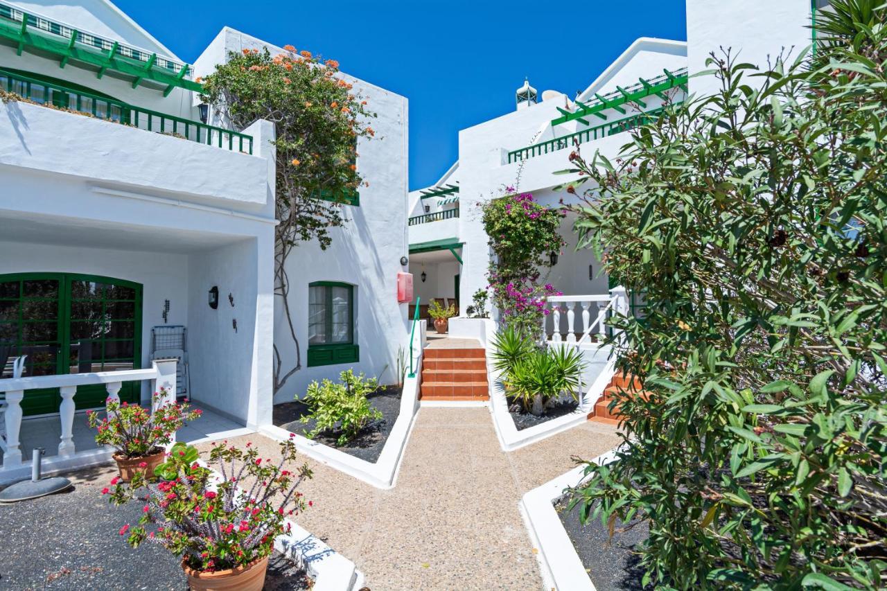 Apartment Oceanic Breeze Share Pool By Pvl Puerto del Carmen  Kültér fotó