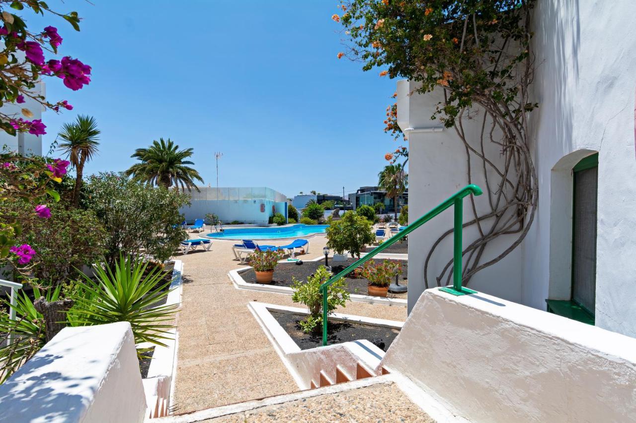 Apartment Oceanic Breeze Share Pool By Pvl Puerto del Carmen  Kültér fotó
